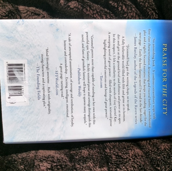 New "The Immortal Throne" Hardback Book - Picture 5 of 5